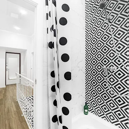 New On Deribasovskaya Apartment